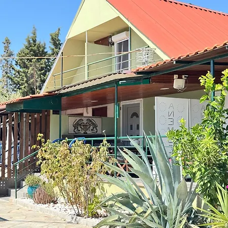 άνεμος 2 Feriehus